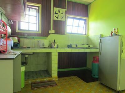 Almeera Homestay Kampong Kundassan Extérieur photo